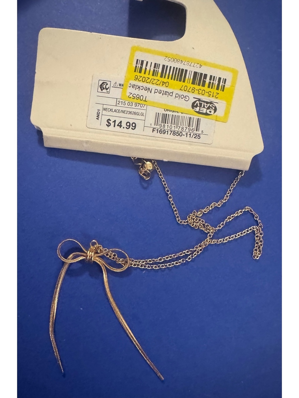 Gold Bow Pendant Necklace with Adjustable Chain - New with Tags